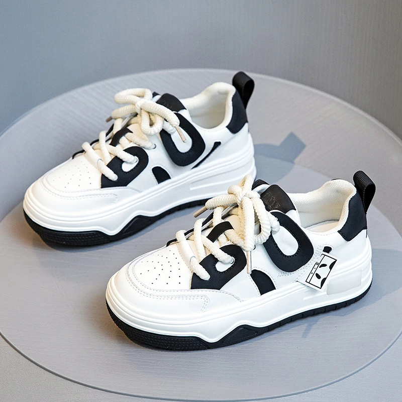 明星同款黑白熊猫鞋真皮百搭板鞋2024春夏新款网红爆款小白鞋女鞋