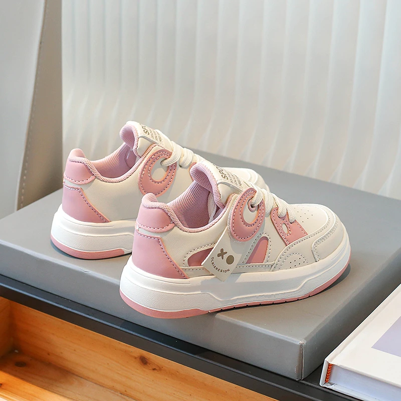 回力瑞女童鞋子2023春秋新款儿童运动鞋男童皮面板鞋软底时尚公主
