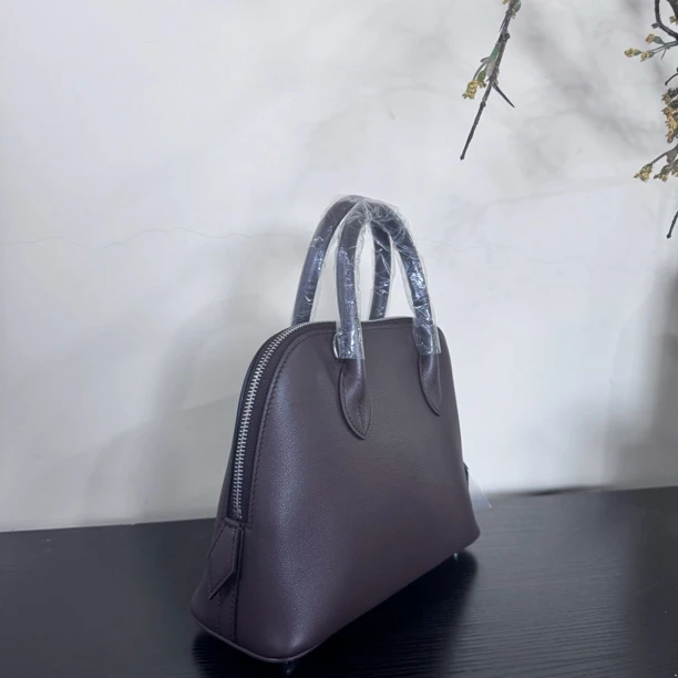 贝壳包乌木色保龄球手提包斜挎包百搭女士轻奢时尚经典小包包