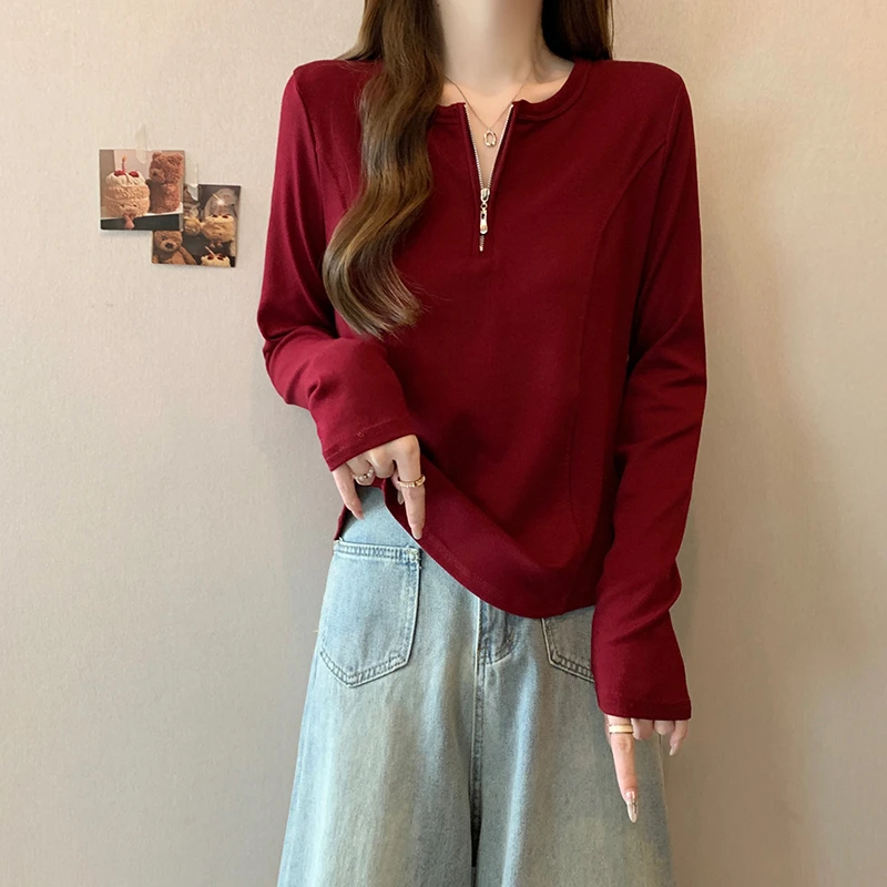 大码红色v领正肩长袖t恤女秋冬内搭打底衫胖mm鱼骨显瘦不规则上衣