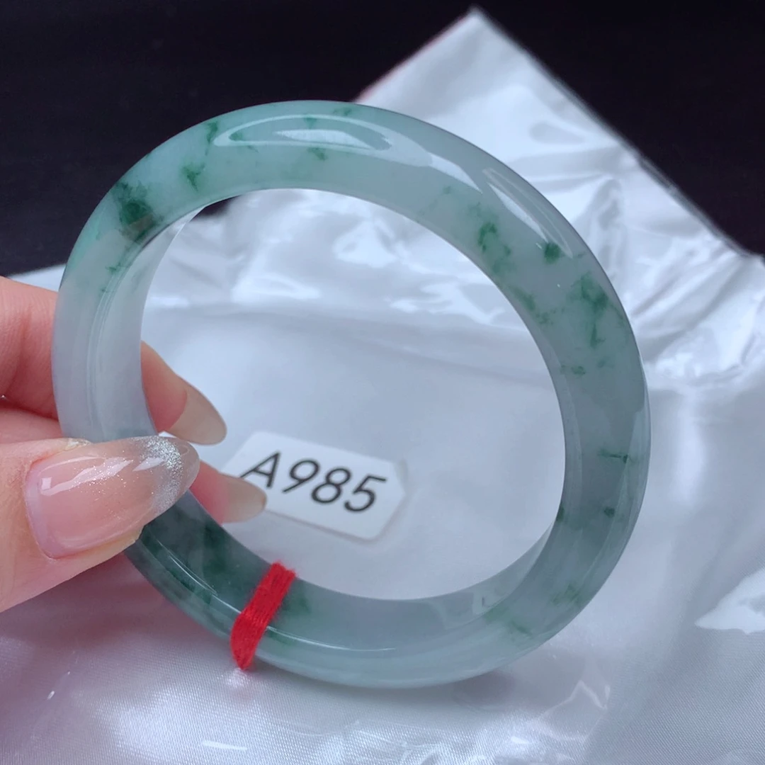 翡翠手镯未镶嵌手镯56