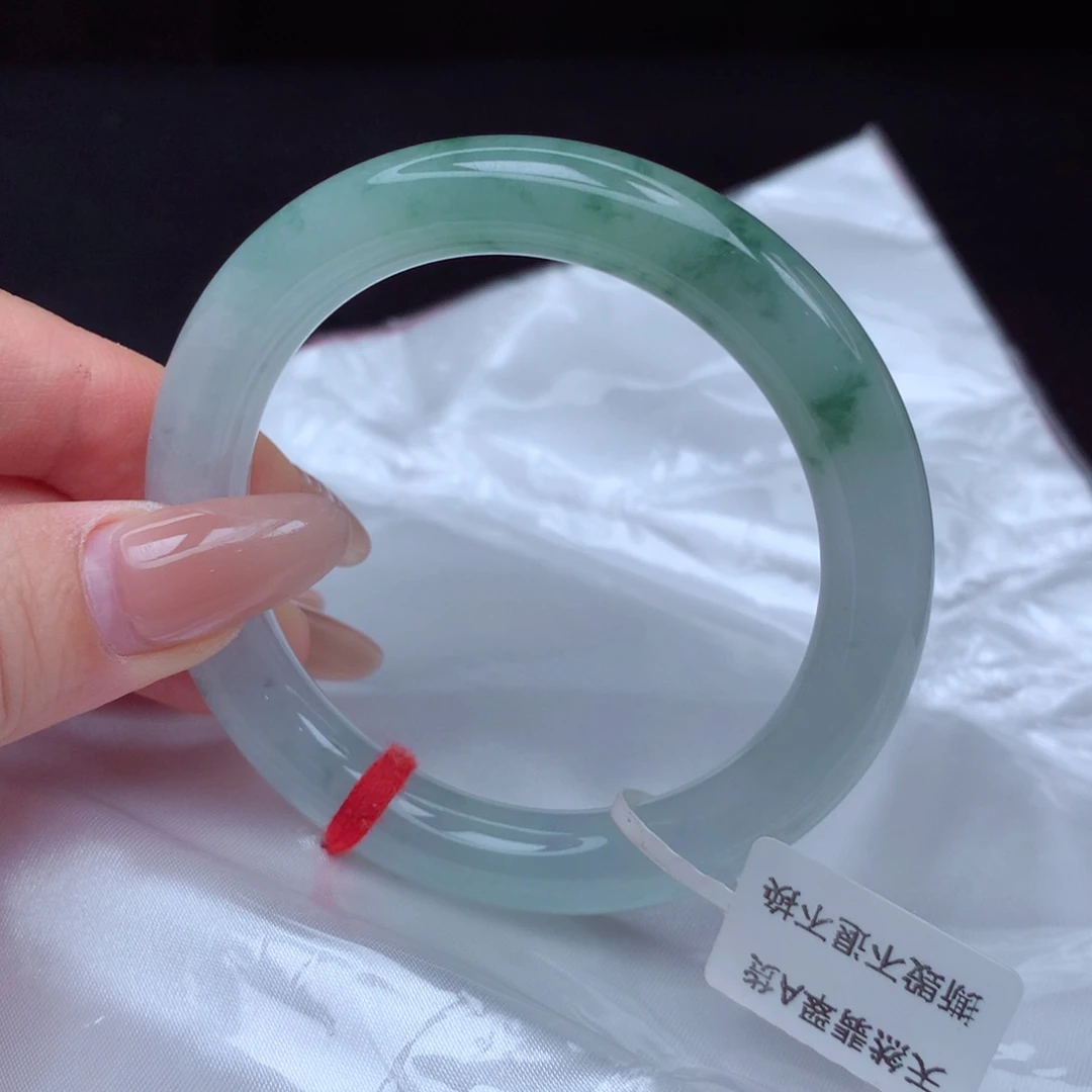 翡翠手镯未镶嵌手镯53