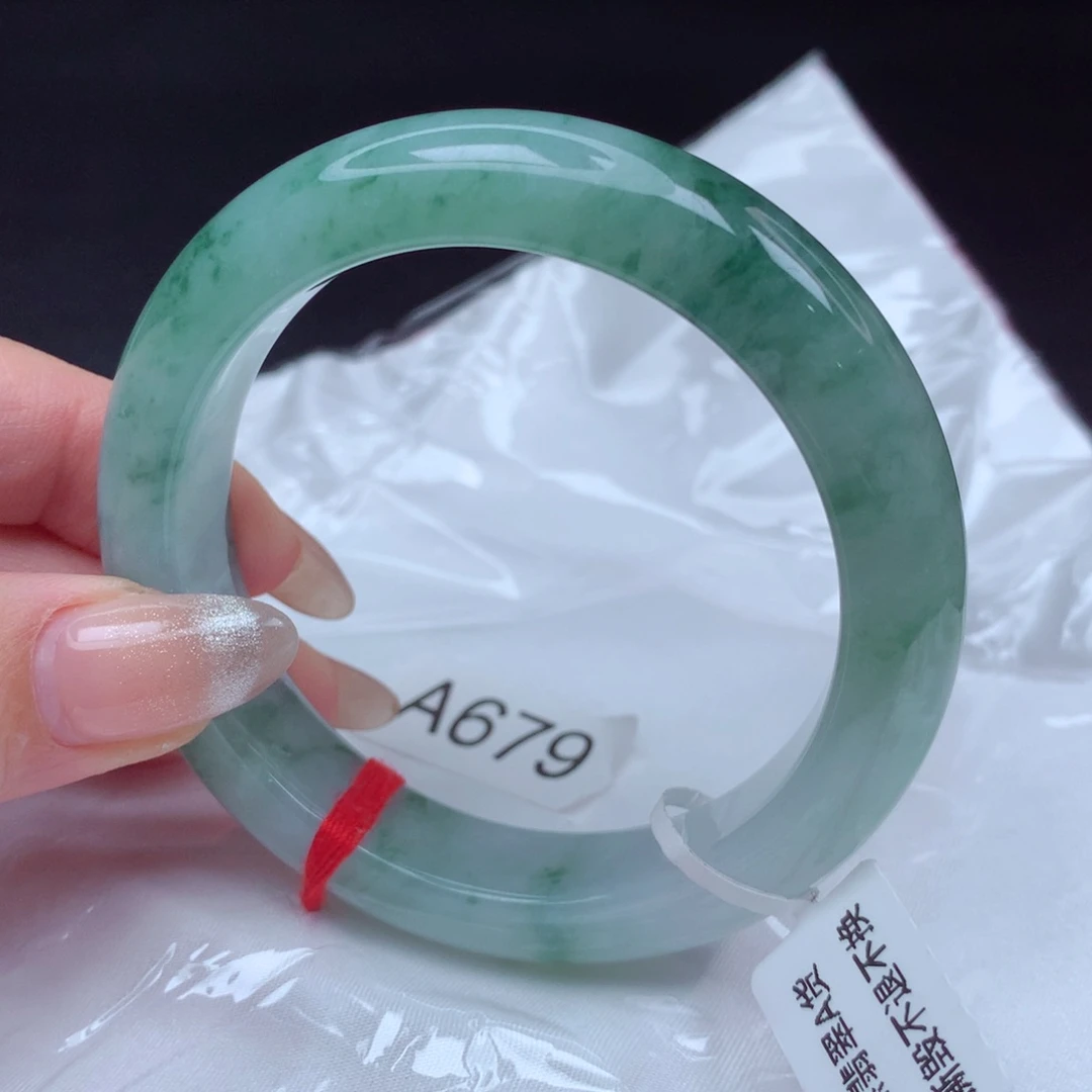 翡翠手镯未镶嵌手镯55