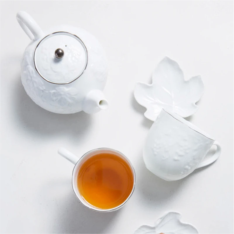 【纯白佳礼】日本原产AITO桂由美浮雕美浓烧陶瓷茶壶茶杯葡萄刻花