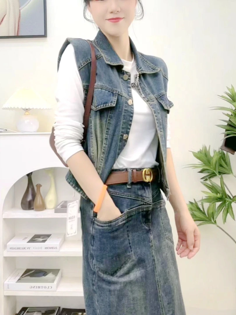 2023秋季港风复古设计翻领短款牛仔马甲高级感马夹单排扣无袖上衣