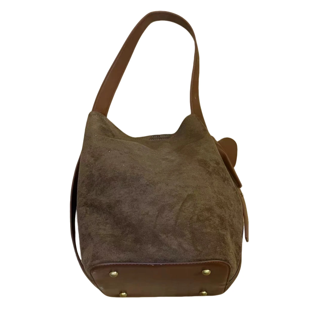 奢品斜跨包2222破价链接，根据主播说的去拍