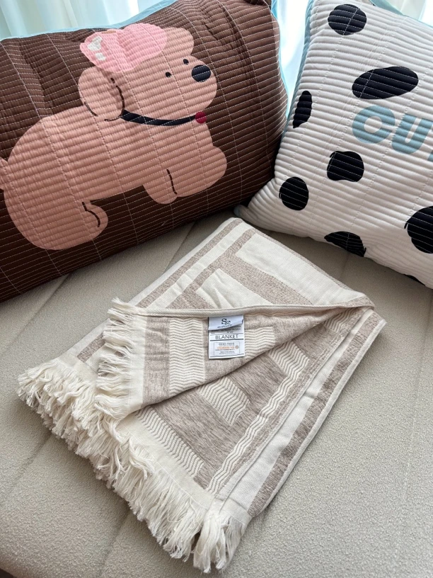 Linda外贸出口盖毯数量不多睡毯单人午睡毯沙发毯航空毯