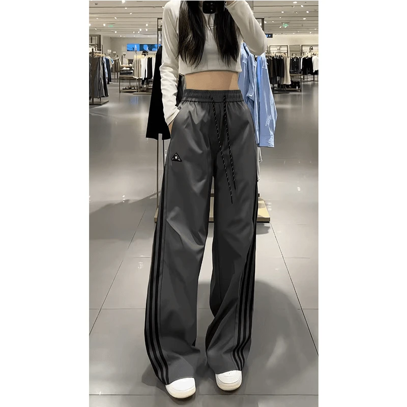 新款三条杠裤子男秋季美式复古直筒宽松休闲裤户外机能登山冲锋裤