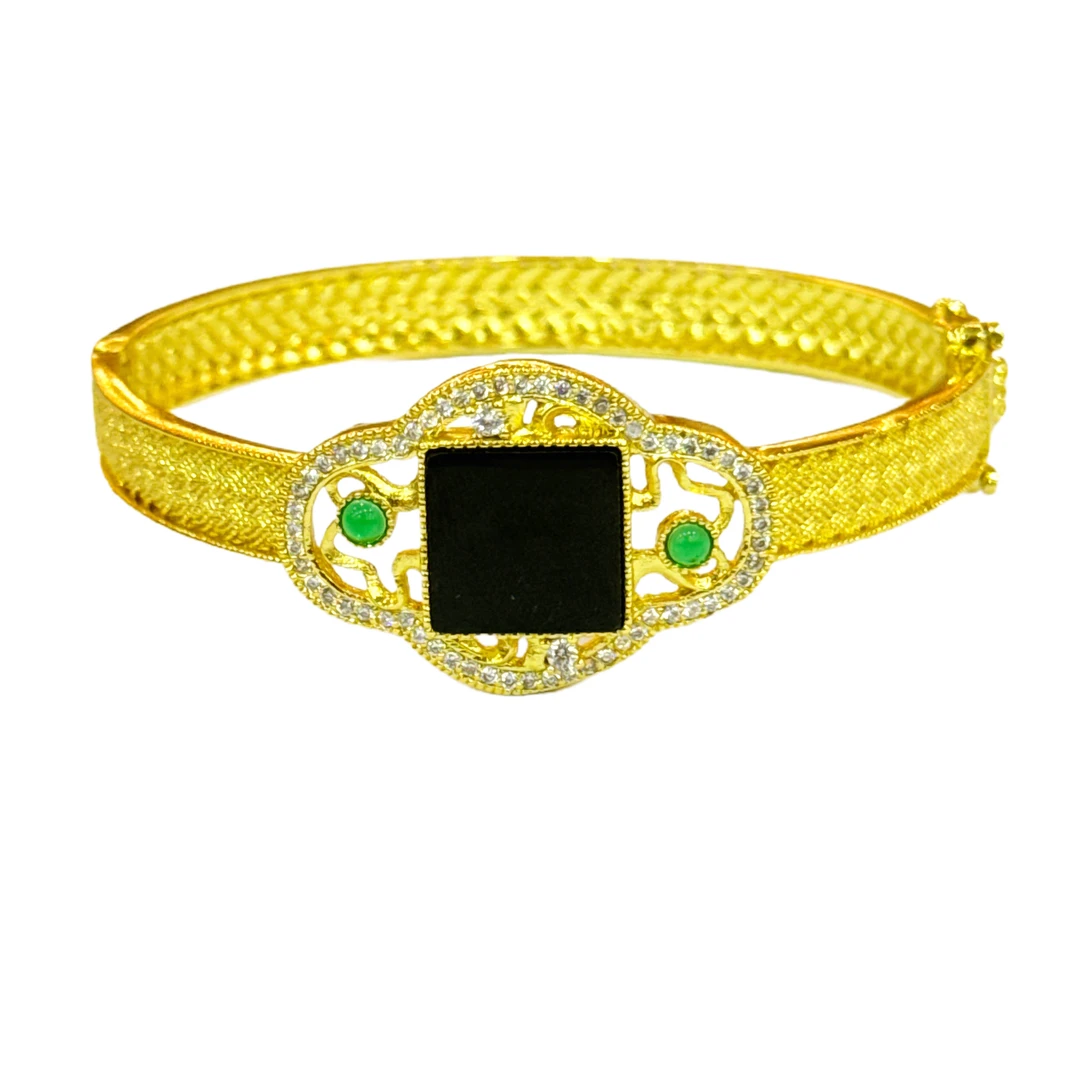 天新疆和田玉黑羊脂手镯