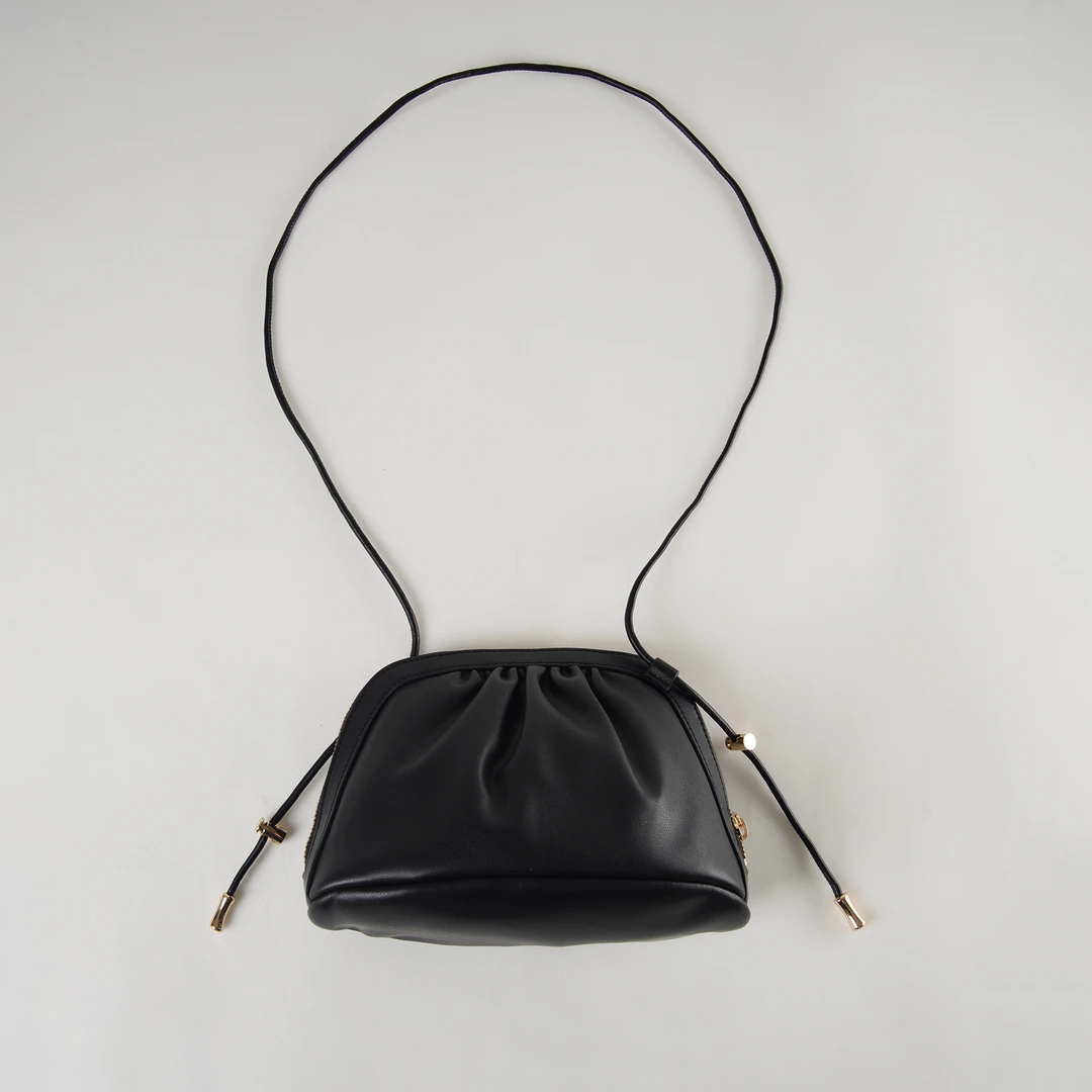 【meebest】(原700)小巧精致~时尚单肩斜挎云朵包B2489