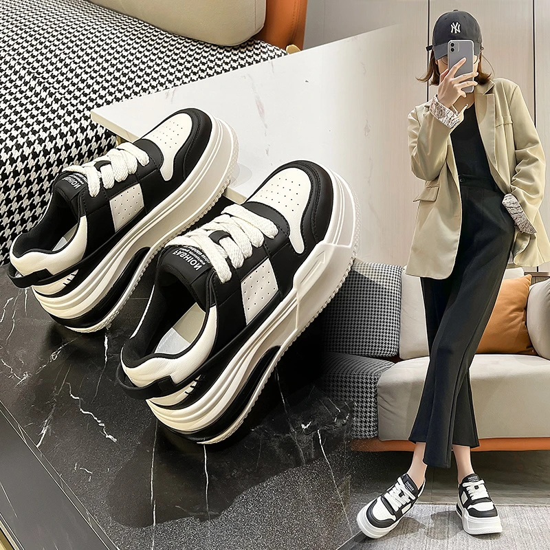爆款小白鞋女2024秋新款厚底松糕女鞋网红百搭运动休闲板鞋