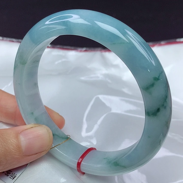 翡翠手镯未镶嵌60圈116