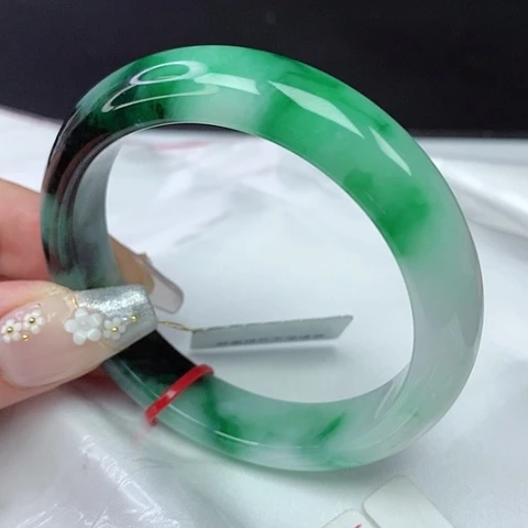 翡翠手镯未镶嵌55圈2786
