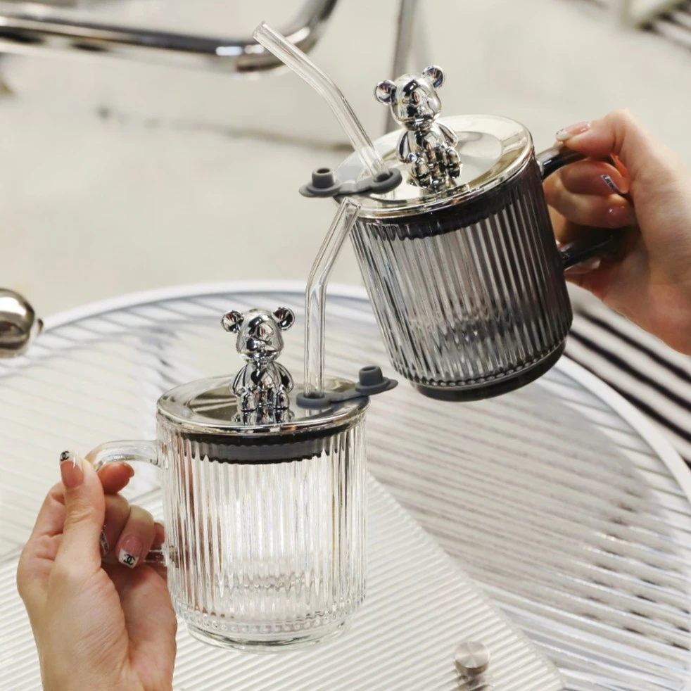 轻奢水杯夏季女高级感玻璃杯咖啡杯家用吸管杯带盖情侣杯子男生