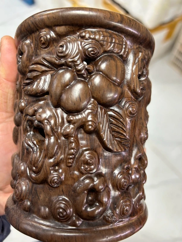黑檀木笔筒寿桃6