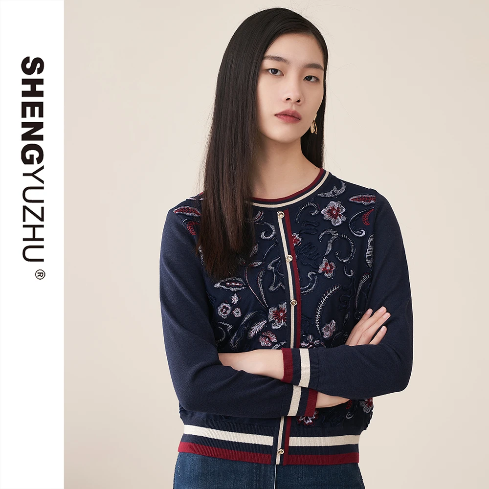 Shengyuzhu/声雨竹2023年秋季圆领时尚长袖针织衫女