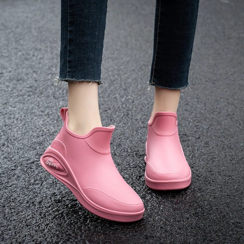 春夏时尚雨鞋女士防水鞋短筒防滑雨靴女新款厨房加厚耐磨胶鞋水鞋