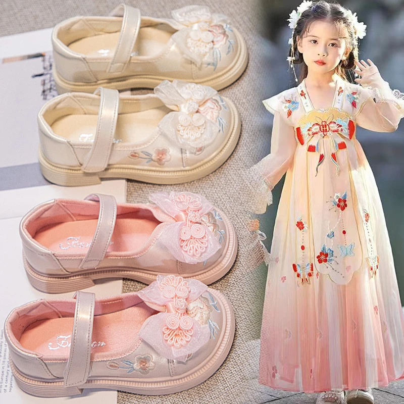女童鞋子2025春季款国风公主鞋女孩软底绣花鞋儿童古风皮鞋