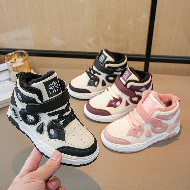 儿童女童加绒加厚秋冬新款2024保暖防滑男童卡通熊猫运动鞋HC5128