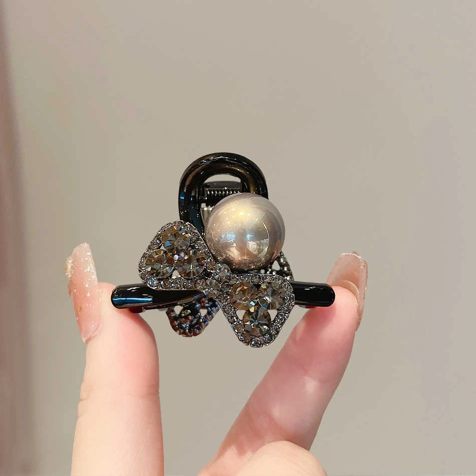 高级感蝴蝶结抓夹女发量少2024新款后脑勺珍珠半扎发夹小号鲨鱼夹