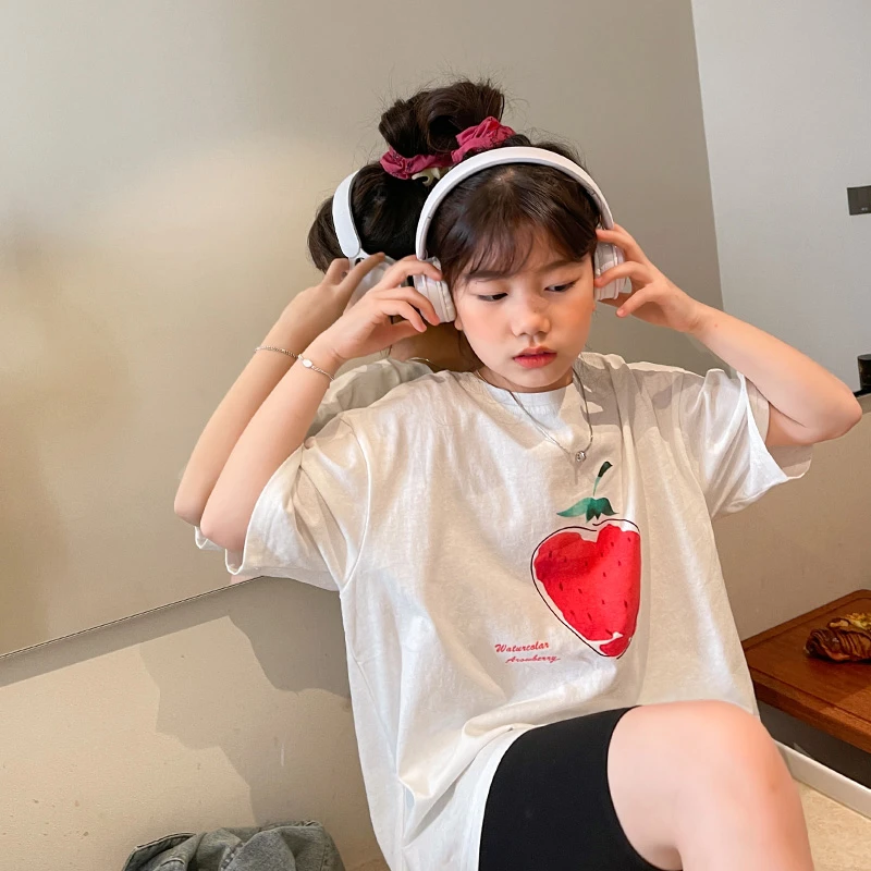 中大童洋气时髦纯棉短袖t恤2025夏季女童宽松休闲印花打底上衣潮