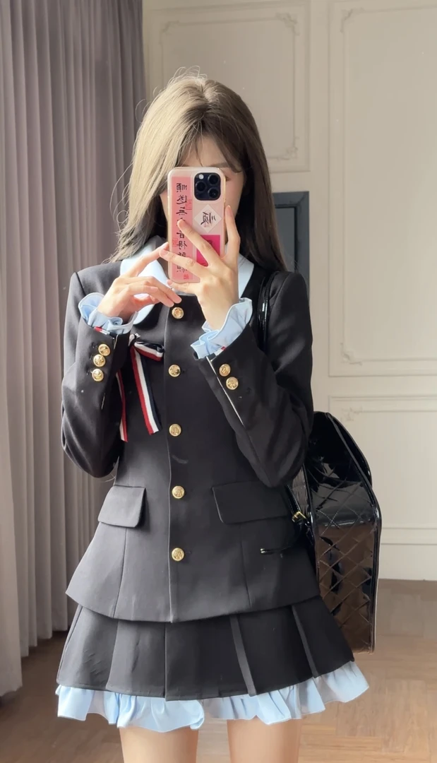 小小仟 剑桥富家女 学院千金风套装假两件收腰西装外套百褶短裙