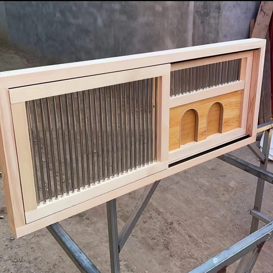 鸽子加密钢管款鸽舍进门口可放飞