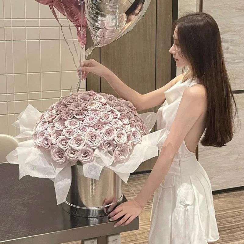 母亲节网红气球抱抱桶花束曼塔玫瑰鲜花速递同城杭州上海生日配送