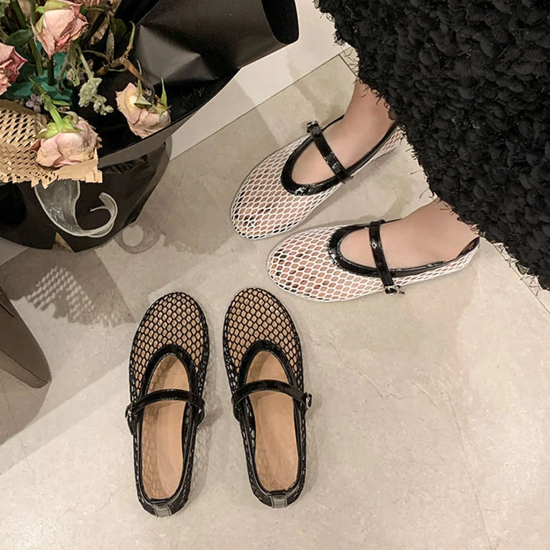 一字扣带芭蕾舞鞋女2024春季新款平底鞋透气镂空玛丽珍单鞋渔网鞋