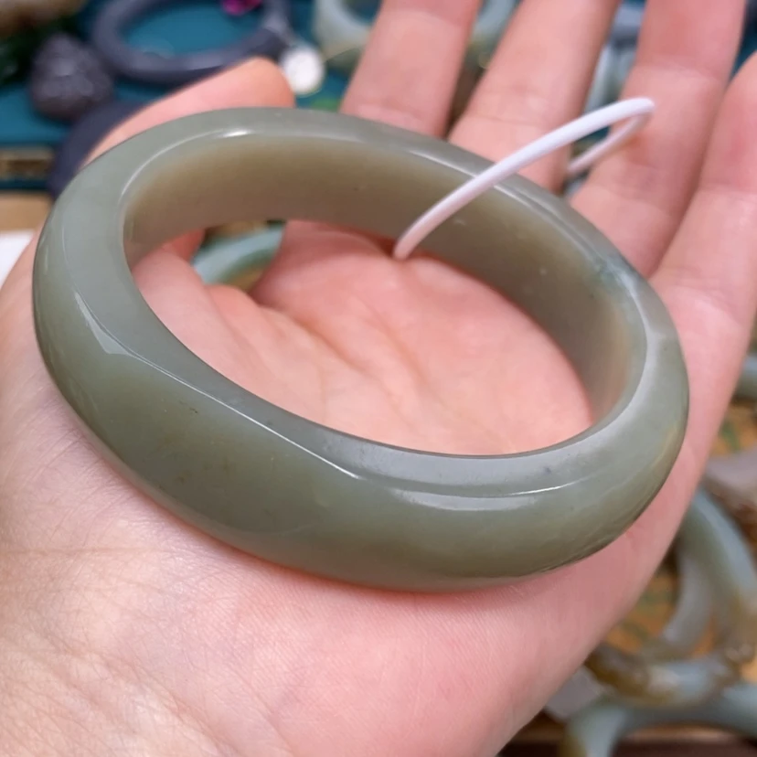 【闪购商品】和田玉手镯62未镶嵌