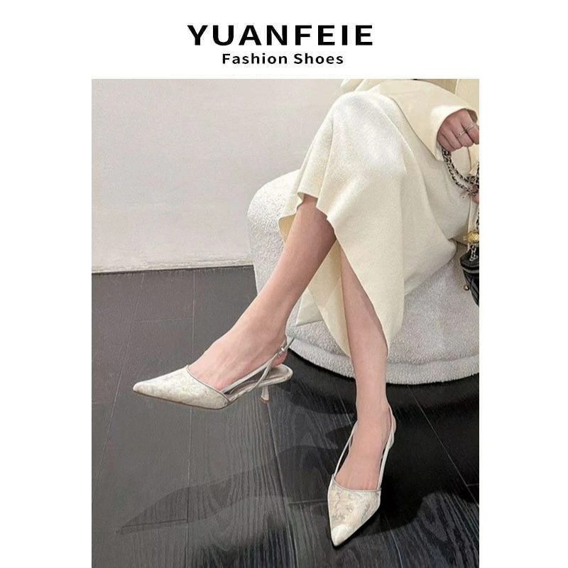 夏季新款浅口高跟凉鞋刺绣国风新中式包头凉鞋后空尖头细跟高跟鞋