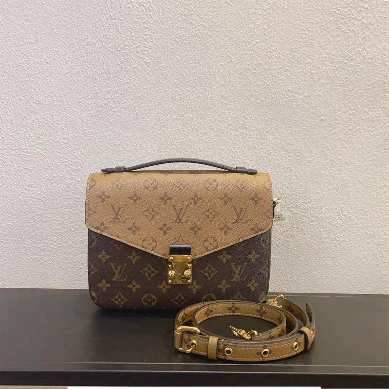 99新 LouisVuitton/路易威登  拼色邮差包/许可严选年份款/H