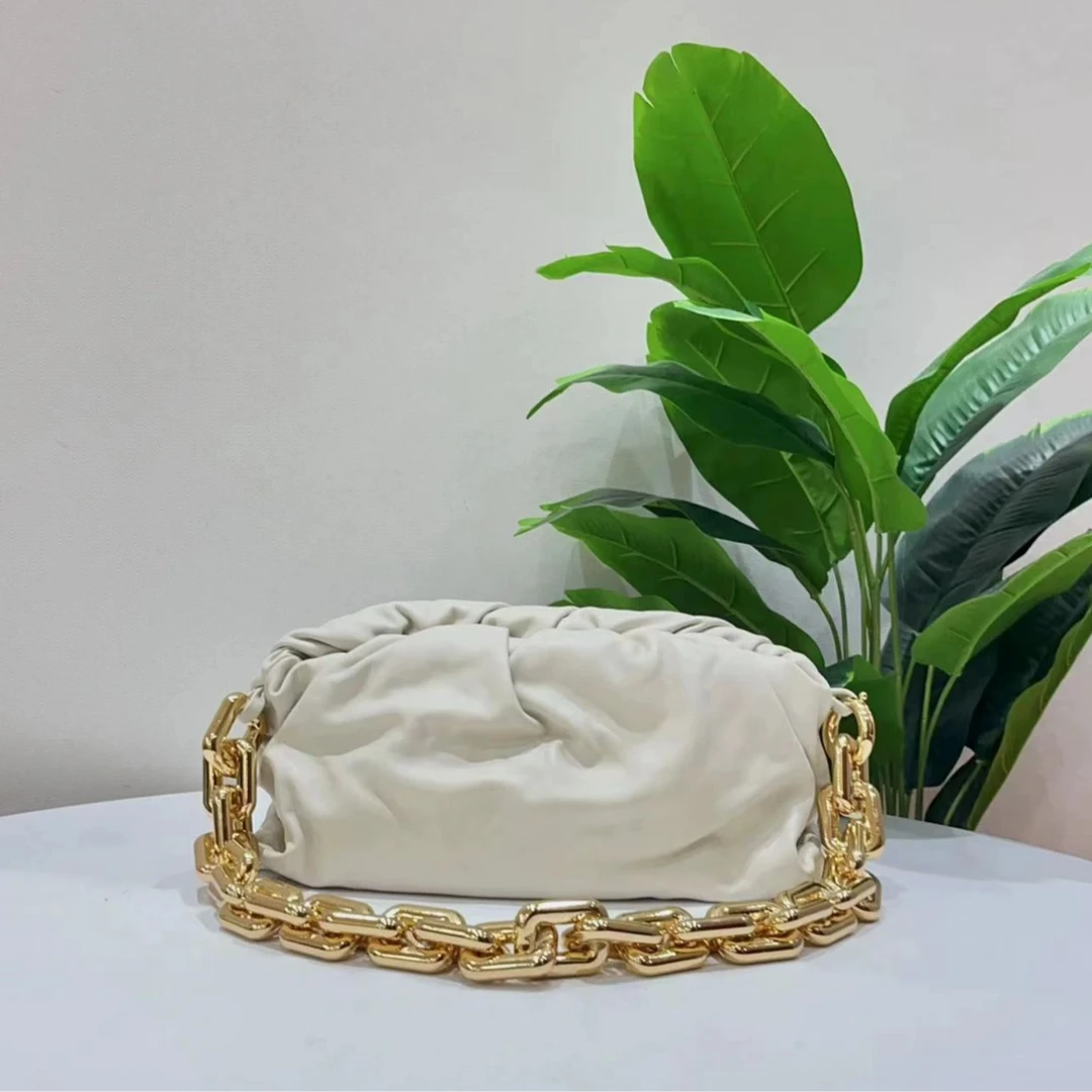 99新 BOTTEGA VENETA/葆蝶家 云朵包/白色/单肩包/许可