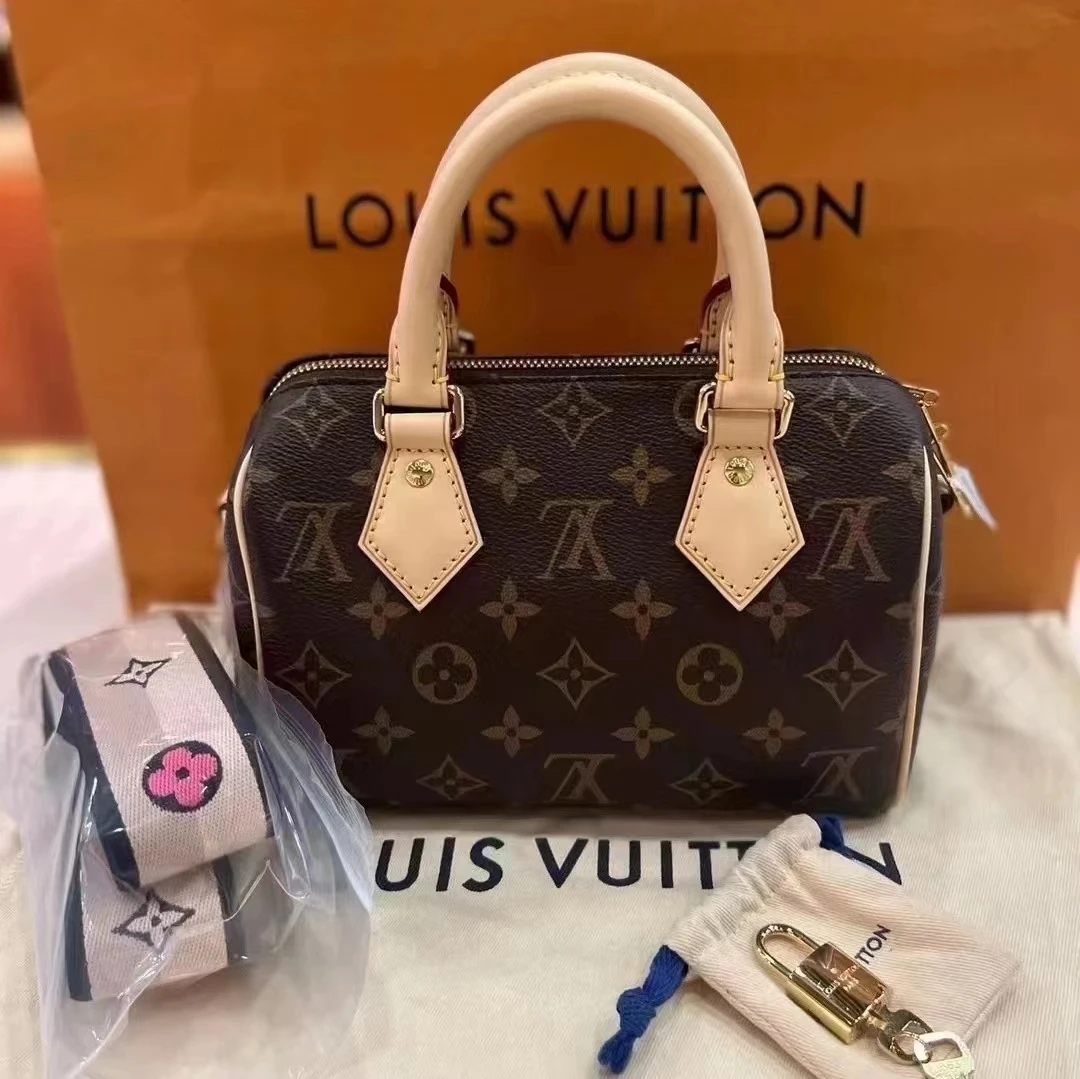 99新 LouisVuitton/路易威登  speedy新款单肩斜挎包（甄选）