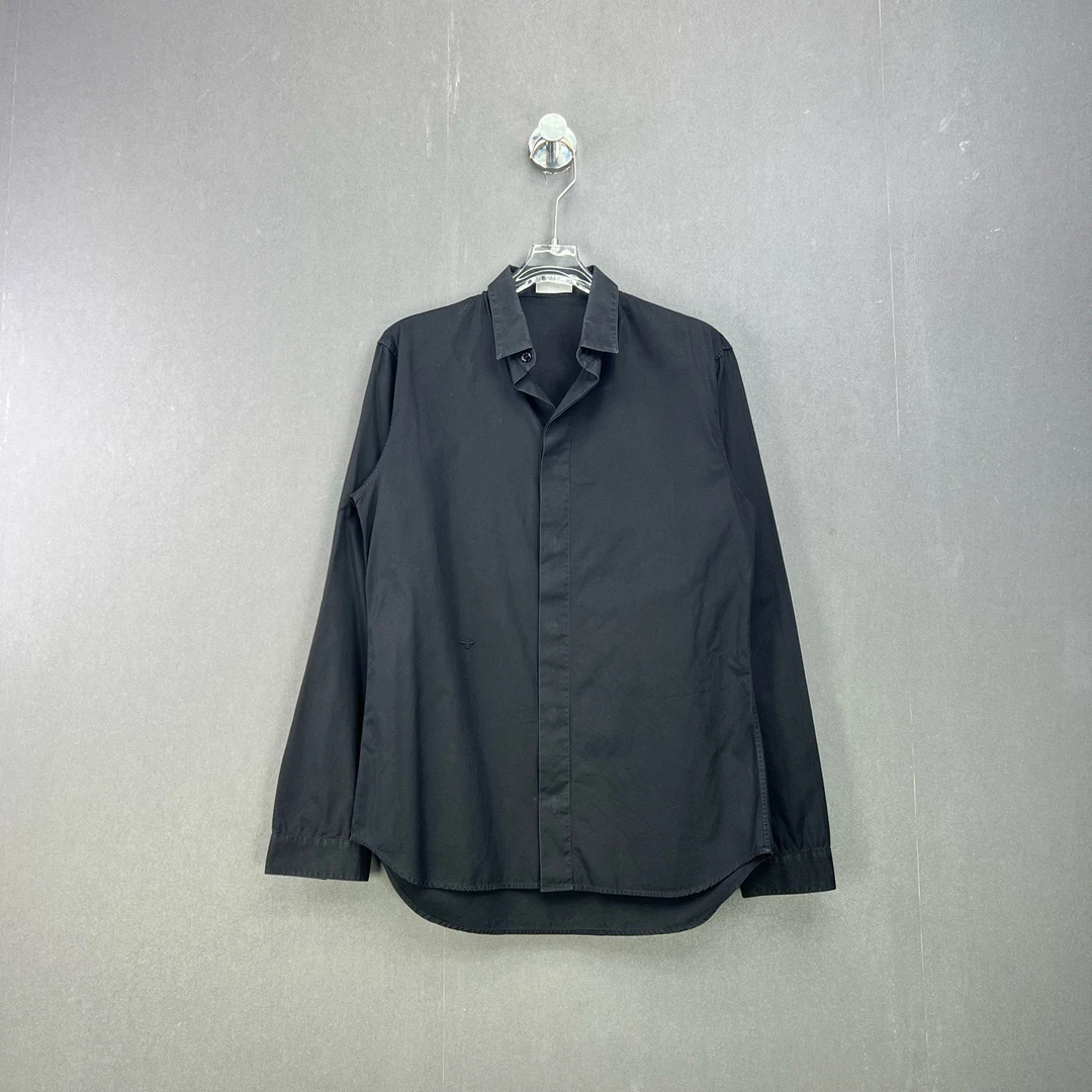 95新 DIOR/迪奥 39码/纯色纽扣翻领长袖衬衫/9461370