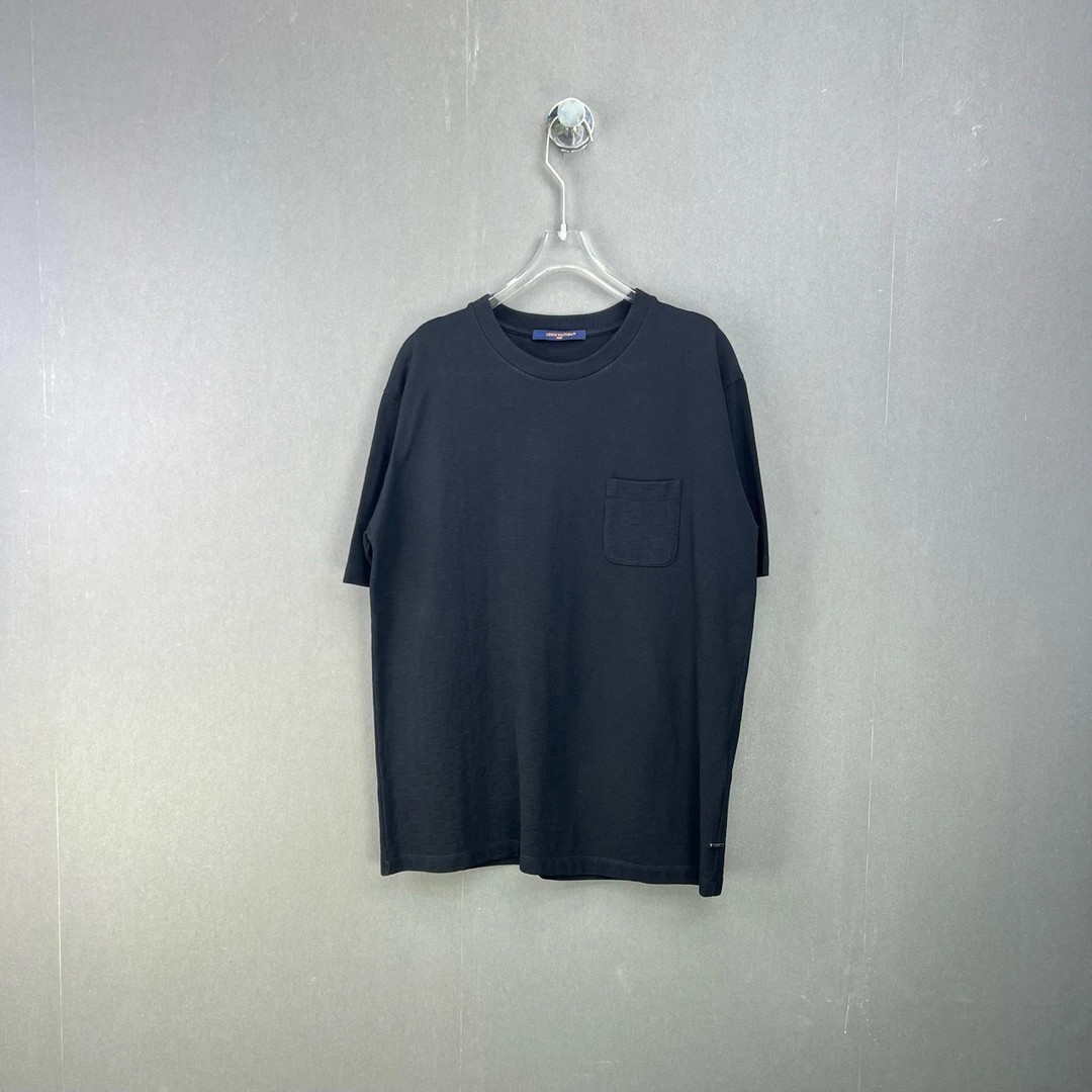 全新未使用 LouisVuitton/路易威登 XL码/纯色棋盘格短袖/8854533