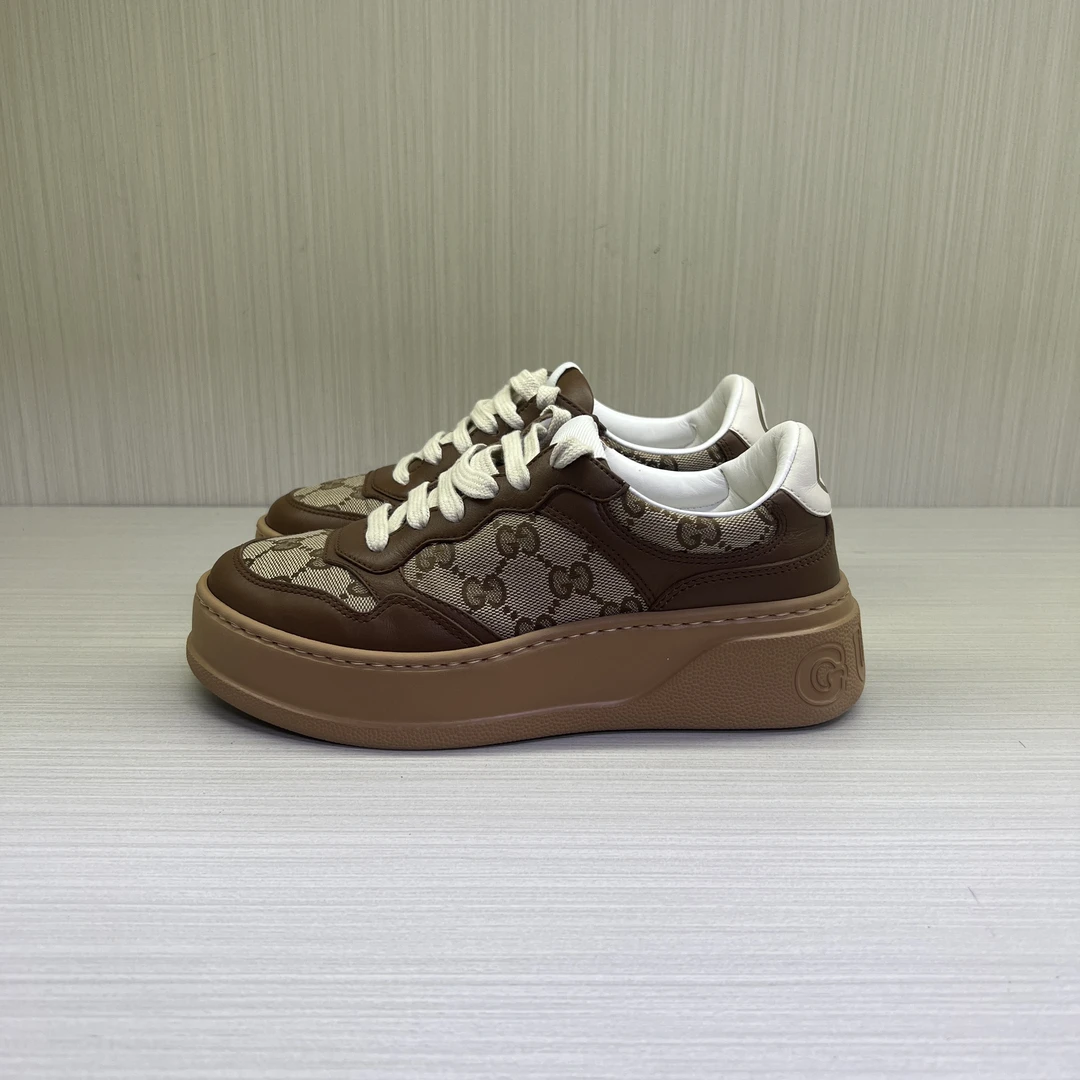 35码 GUCCI/古驰 老花饼干鞋