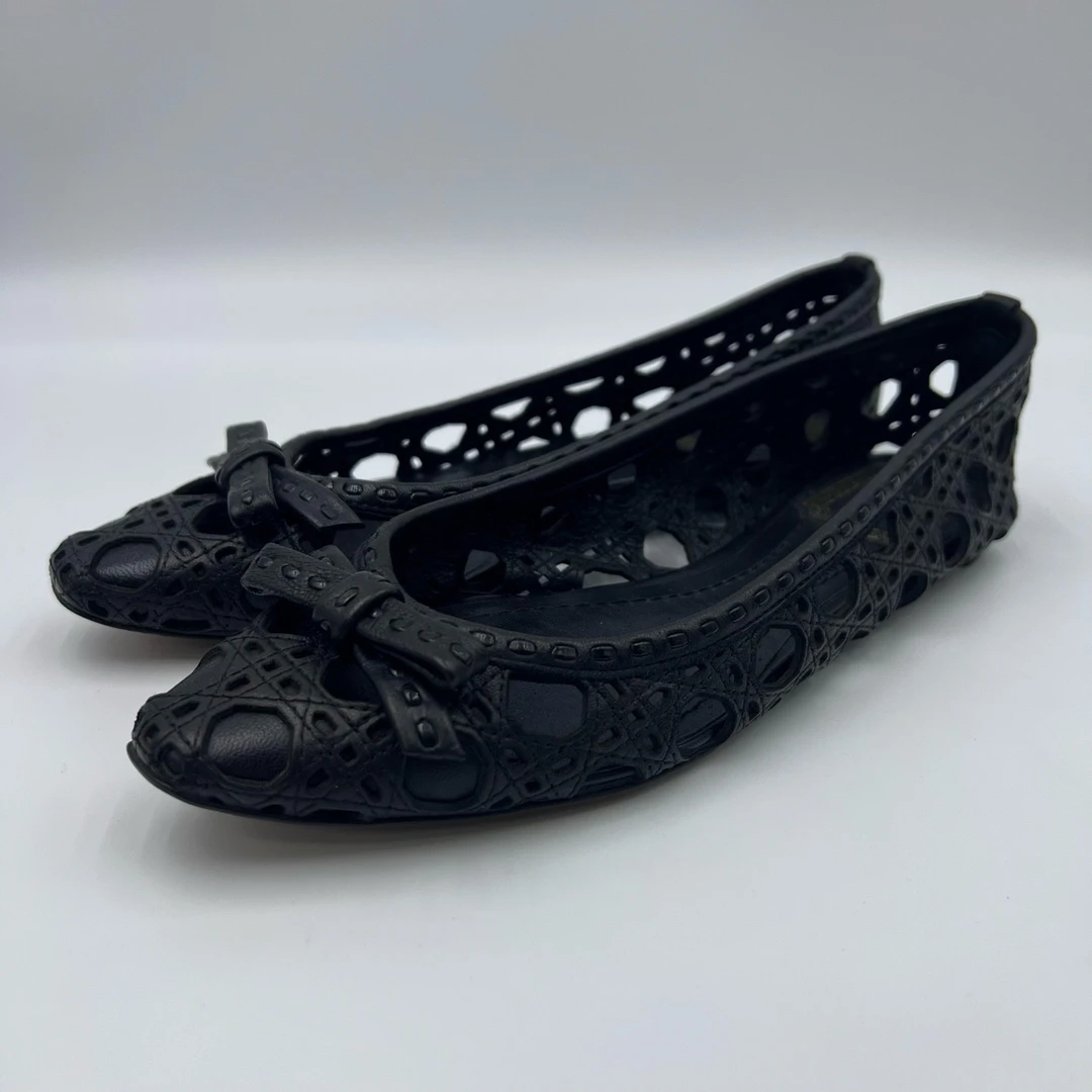 95新 DIOR/迪奥 36.5码/平底露空凉鞋/9527736