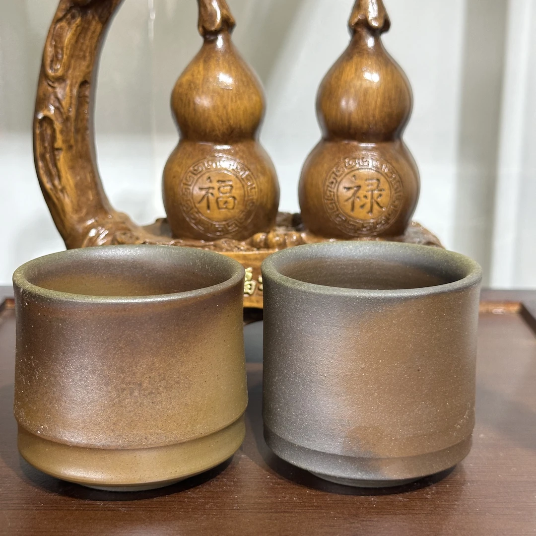 钦州坭兴陶柴烧杯一对，手工拉胚制作，纯柴烧制通用链接