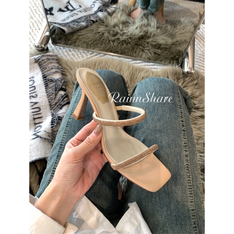 富贵雨 24新款方头细跟高跟凉鞋