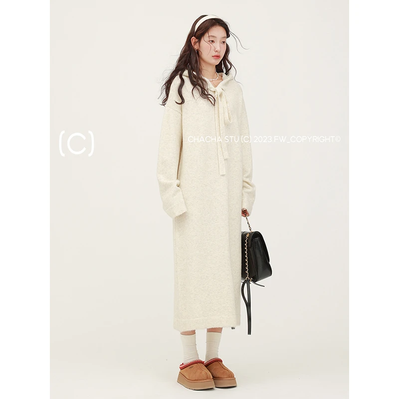 CHACHASTU加厚慵懒连帽绑带外穿长袖毛衣裙保暖冬季23001