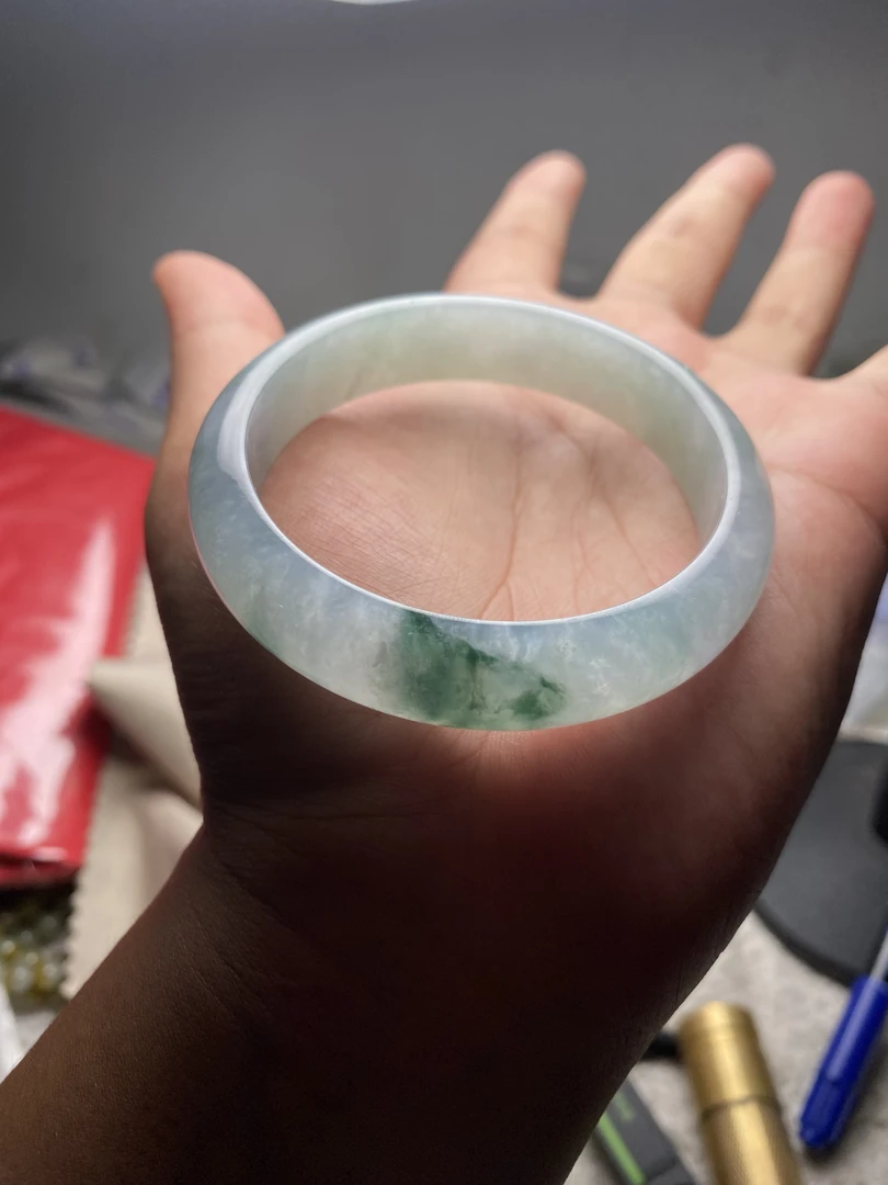 缅甸天然A货翡翠手镯 圈口55.8