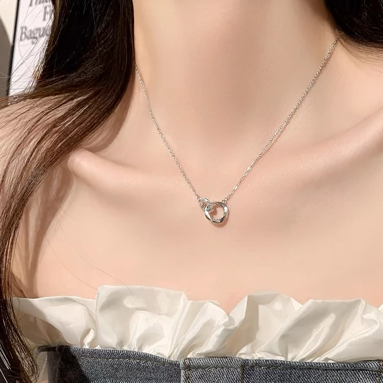 钛钢项链 莫比乌斯双环项链女轻奢时尚百搭环环相扣锁骨链不掉色