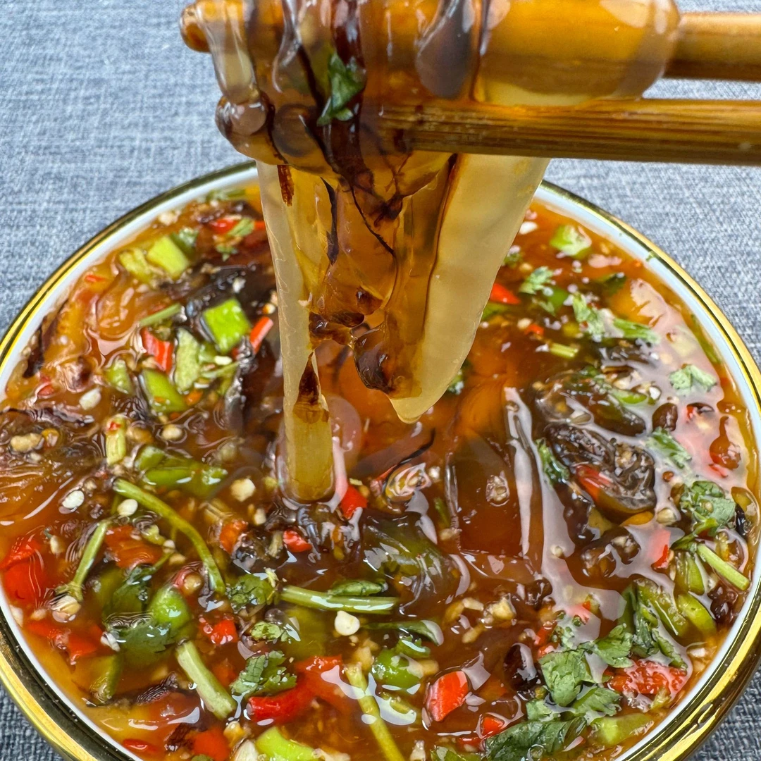 【顺丰包邮】海蛰面条300*4罐/酸辣海蜇/海蛰丝凉拌/新鲜即食水产