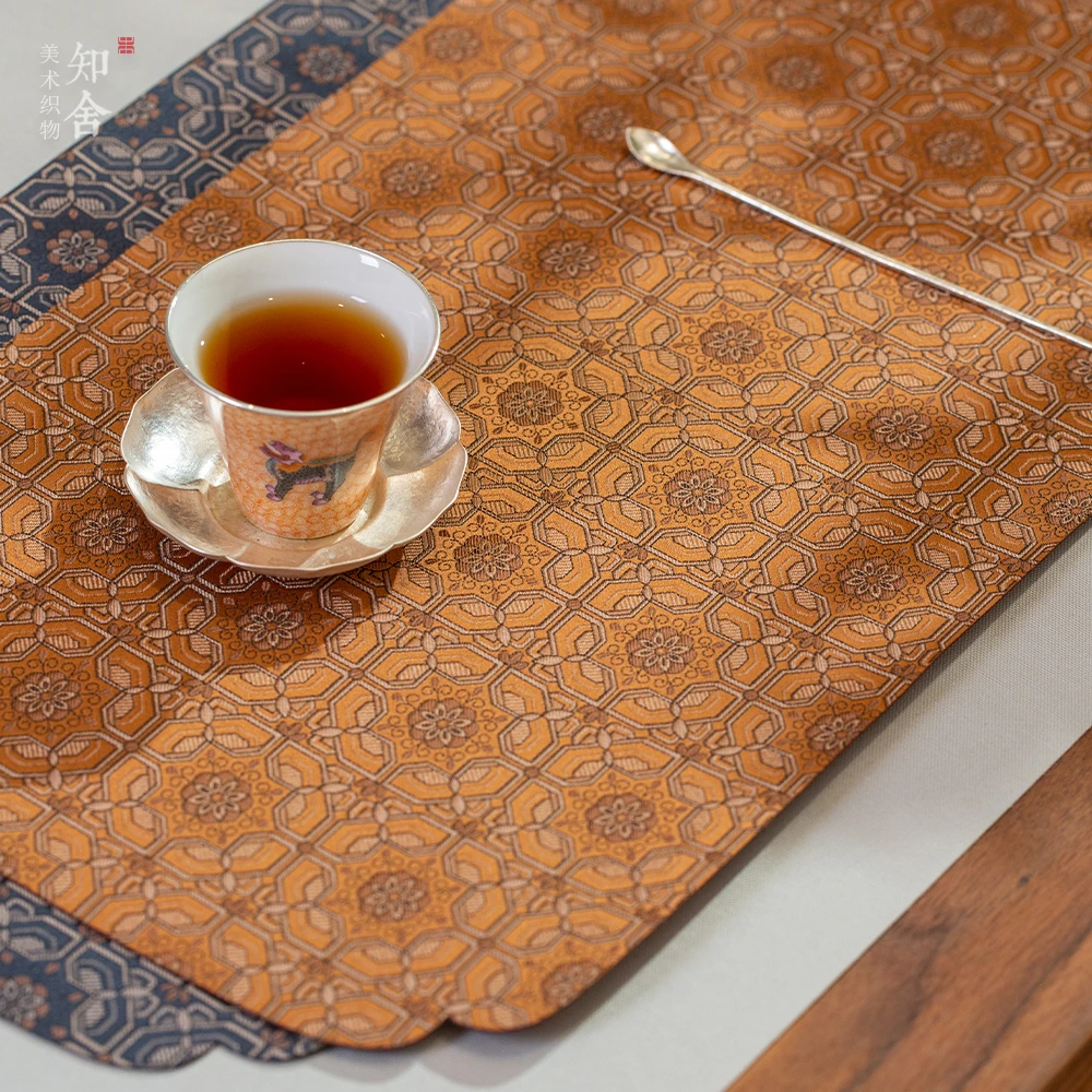 金编朵花纹茶席22.5*48CM