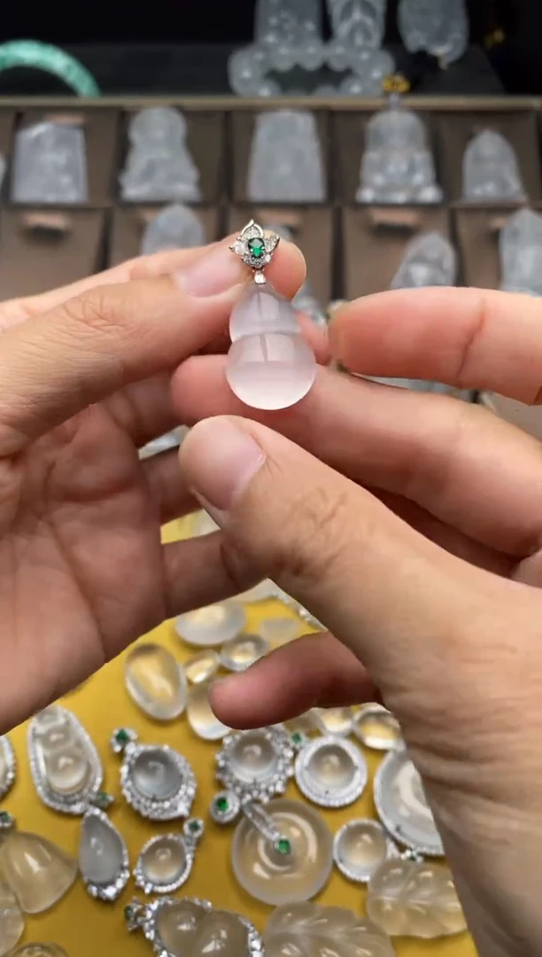 【闪购商品】石英质玉葫芦未镶嵌6