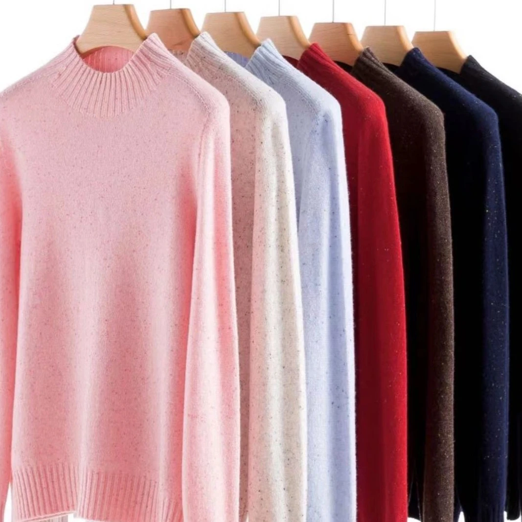 彩色圆领毛衣