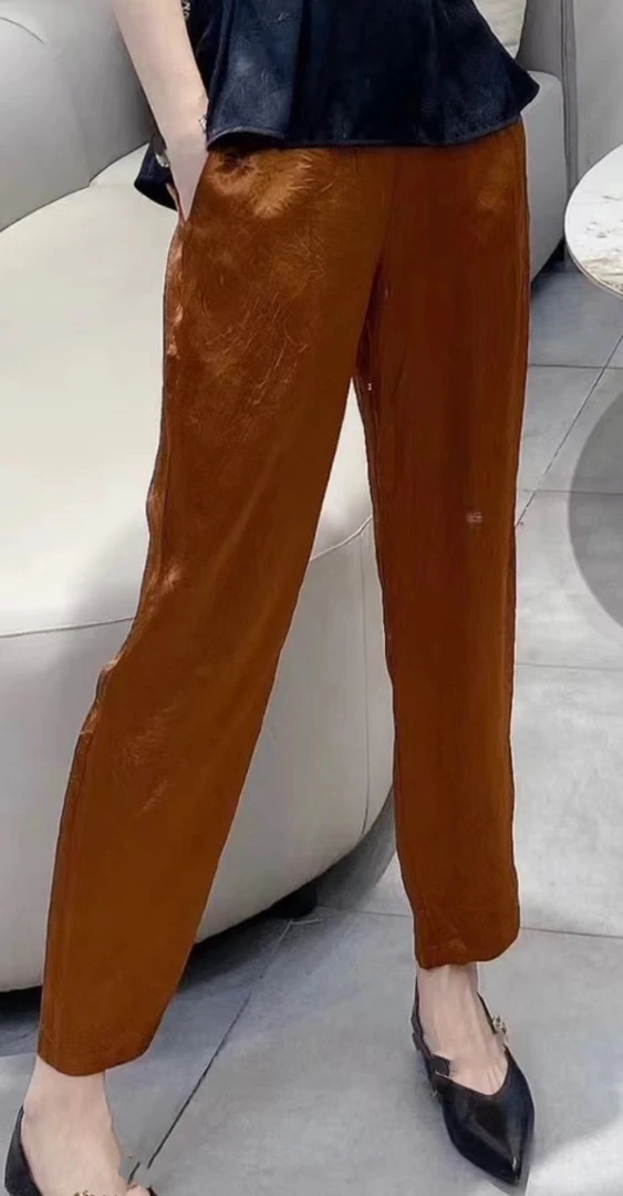 铁锈红色休闲裤
