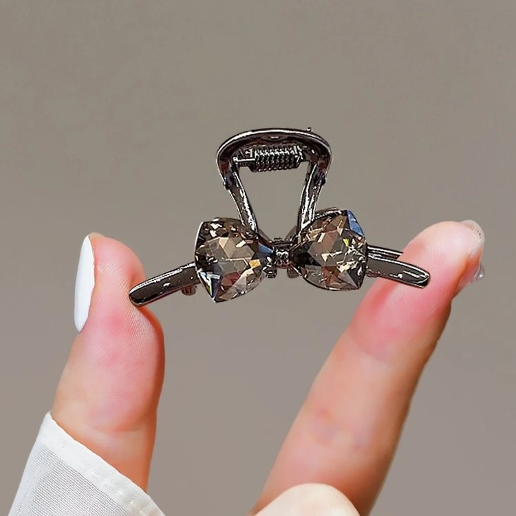 中号抓夹半扎发发量少发夹女后脑勺水钻蝴蝶结小号鲨鱼夹夹子头饰
