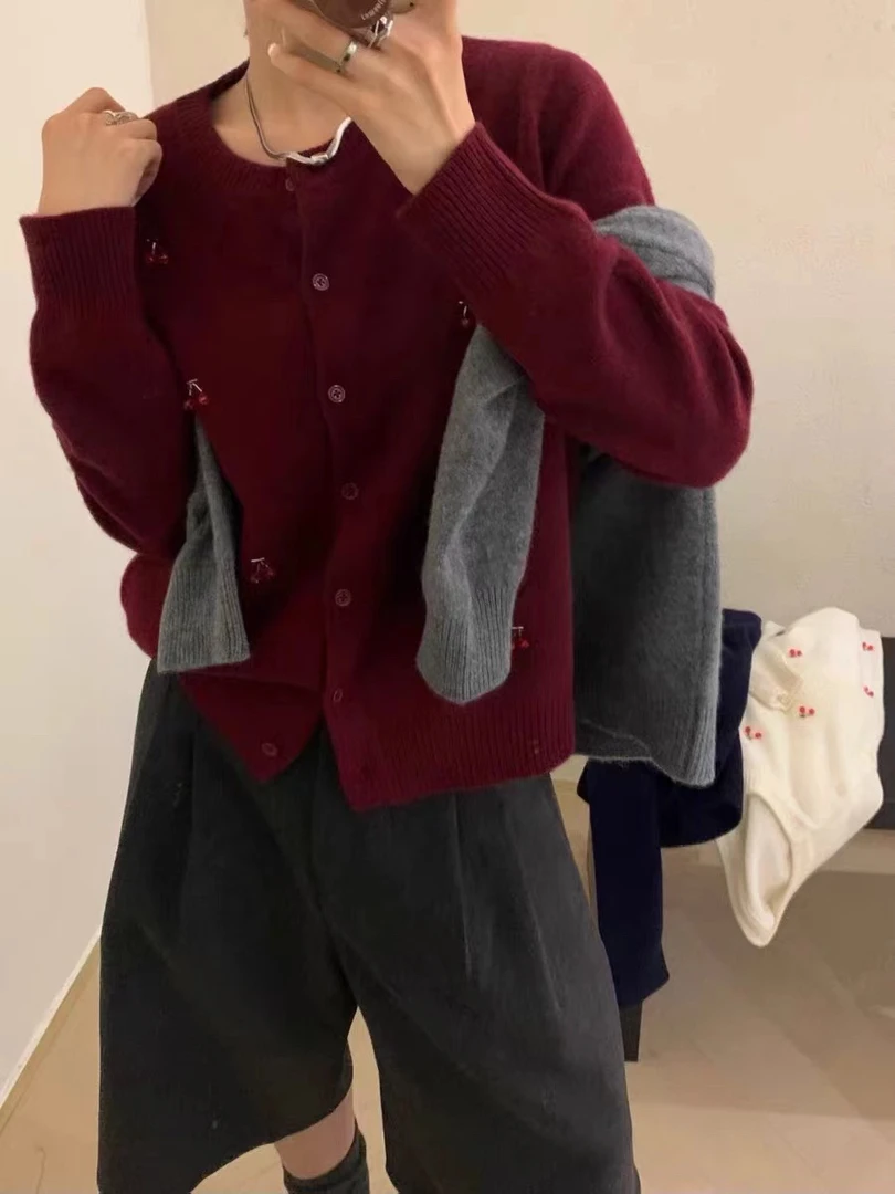 手工樱桃软huhu圆领针织开衫女2024秋新款叠穿外搭毛衣9053